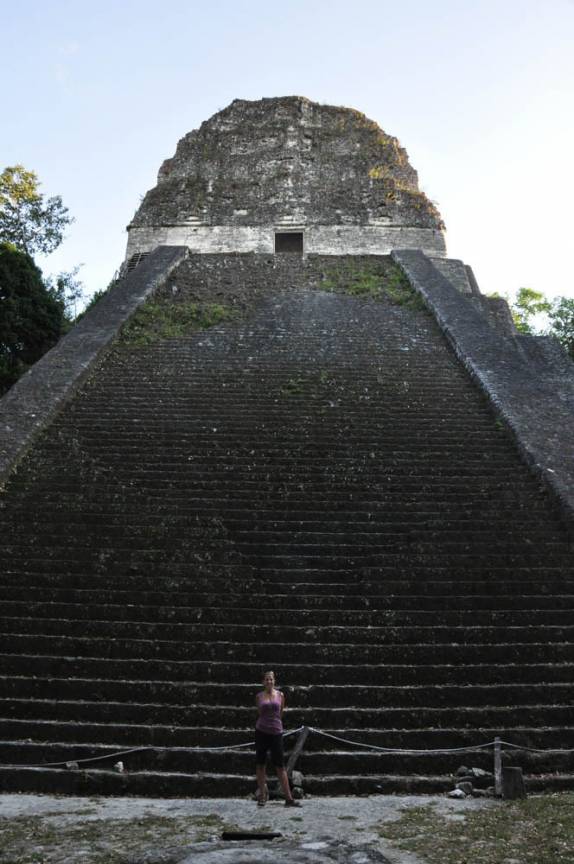 O Templo V, nas ruínas mayas de Tikal, na Guatemala